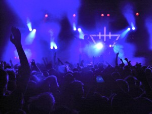 Nose-bleed techno roolz!